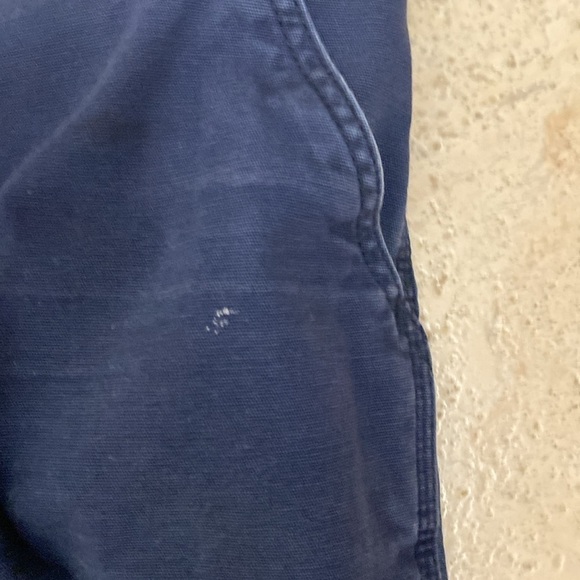 Carhartt men’s relax fit canvas shorts. Distressed Navy blue work shorts size 38 - Picture 12 of 13